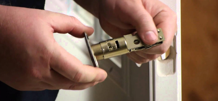 Front door lock repair in Tankville