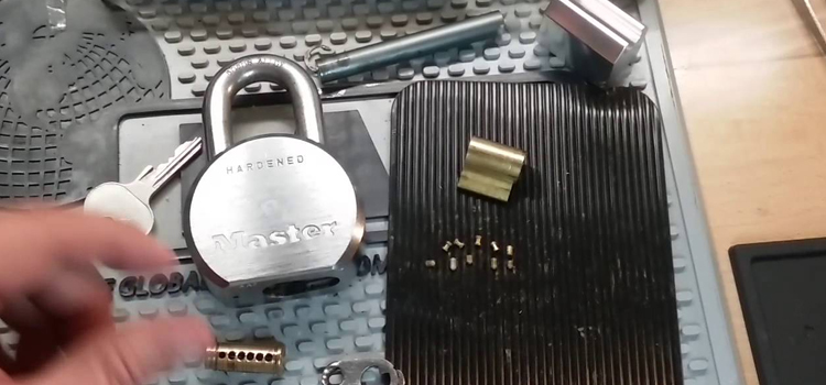 Rekey Master Lock in Tankville